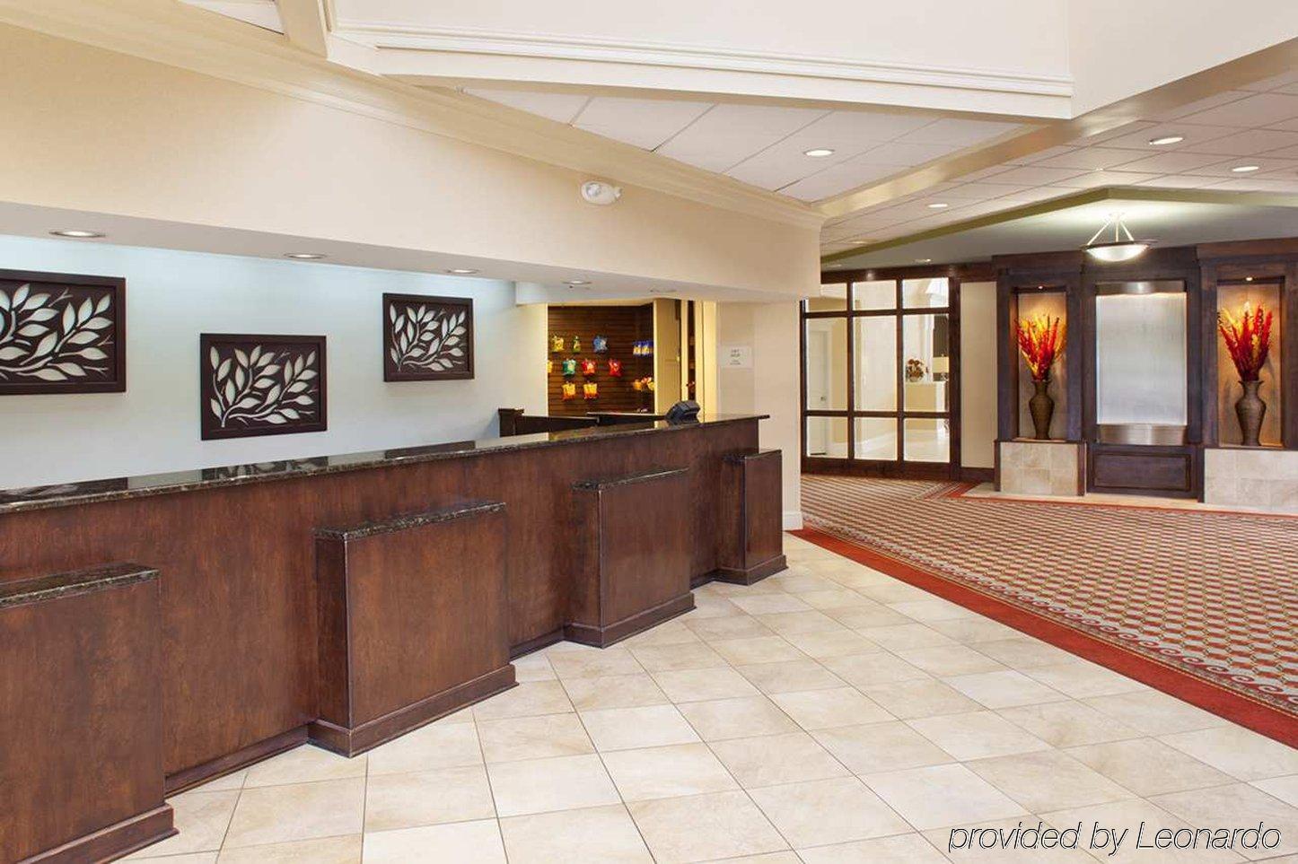 Doubletree By Hilton Fayetteville Bagian luar foto