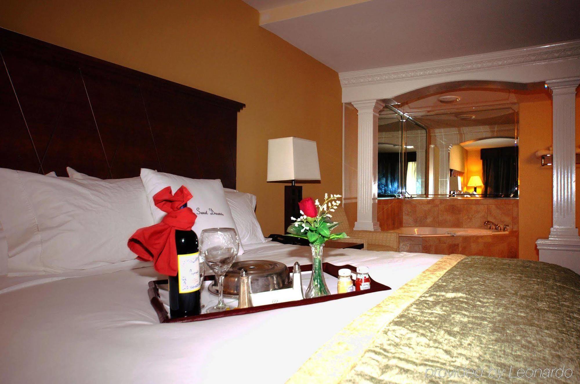 Doubletree By Hilton Fayetteville Ruang foto